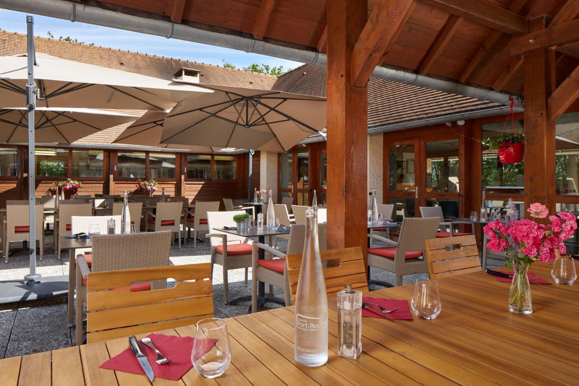 Hotel Centre Port-Royal Saint-Lambert  ภายนอก รูปภาพ